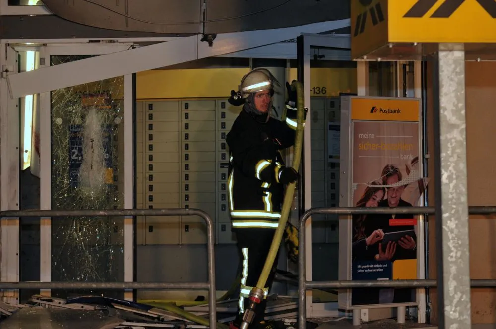 explosiionpostbruchk8.jpg
