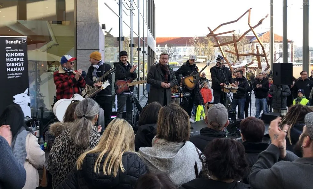 Benefizaktion: Musikalischer Flashmob in Hanau