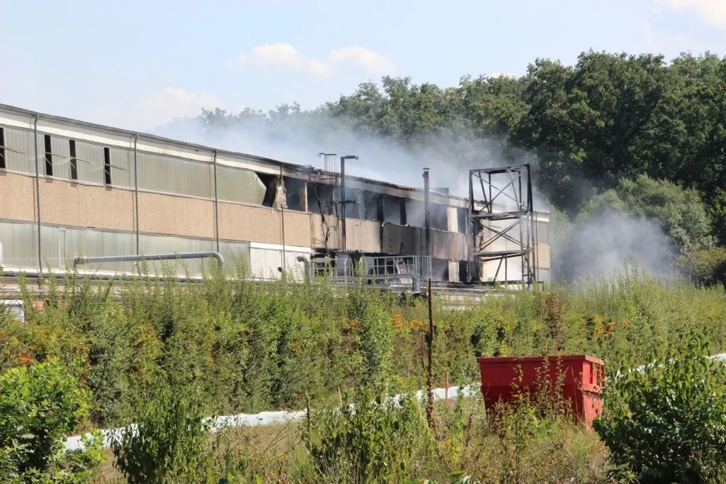 Großbrand in Rodenbach: Feuerwehrleute verletzt