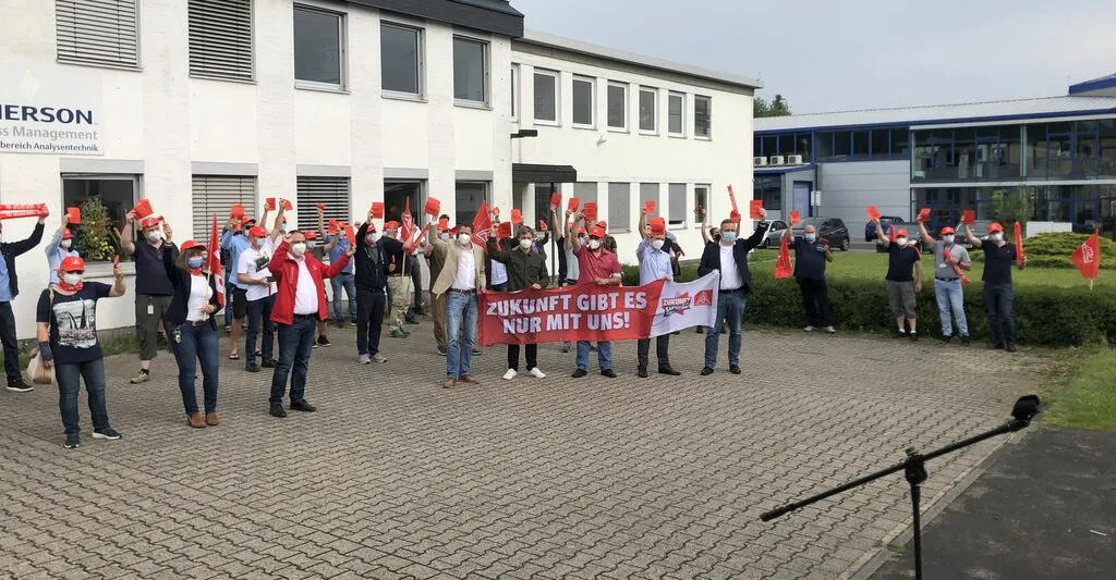 Hasselroth: Lauter Protest gegen geplante Emerson-Schließung