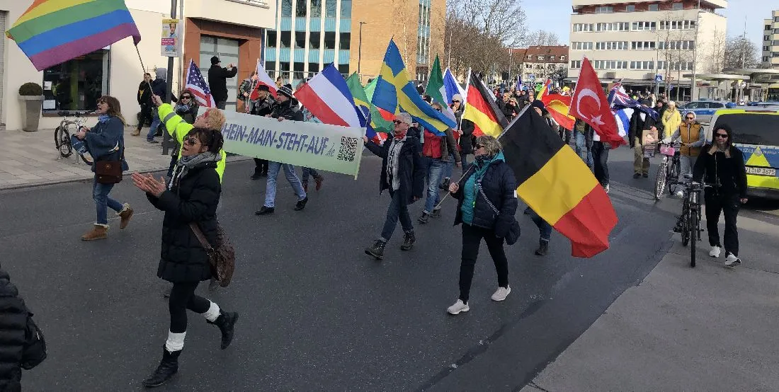 Demonstration gegen Corona-Maßnahmen in Hanau