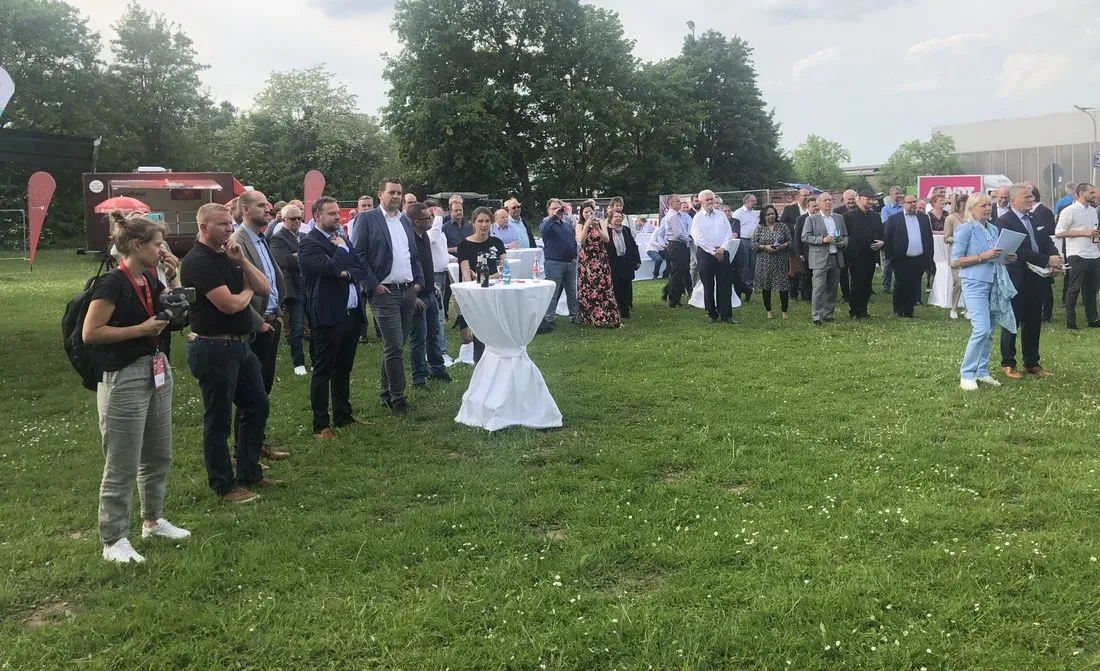 gigabmkkbreitb az2