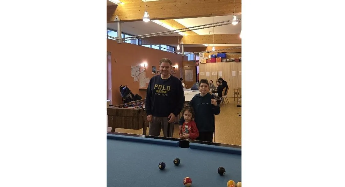 Kinderbürgermeister Leonard Renkel zu Besuch beim Kids Club des TKJE