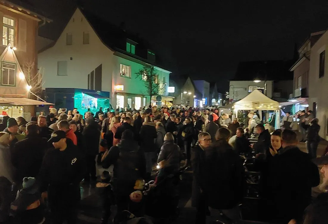 Großkrotzenburg feiert Abschluss des Jubiläumsjahres beim Nikolauszauber