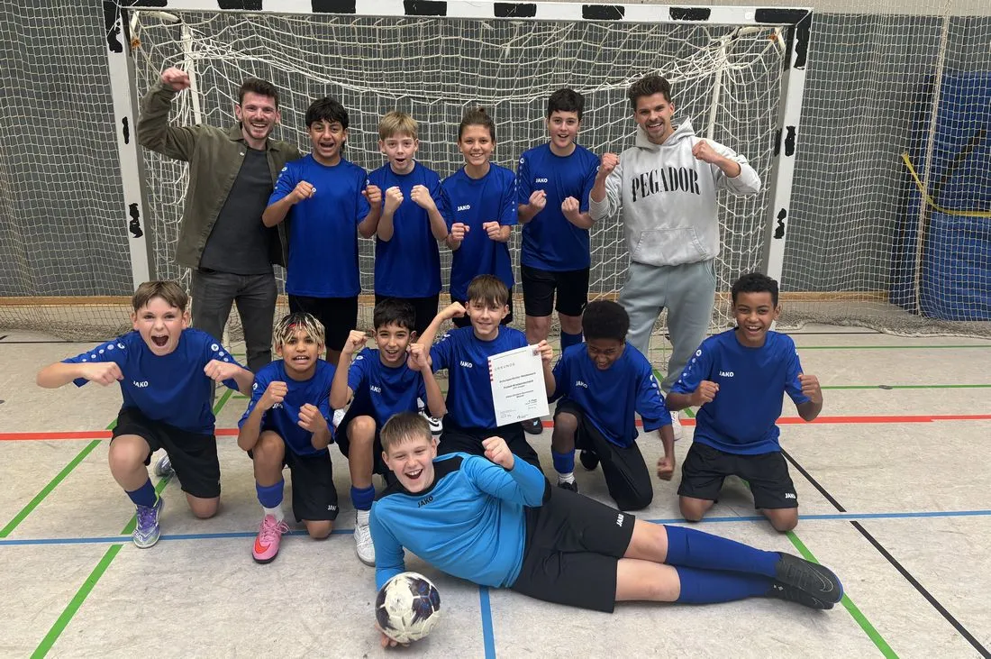 Futsal-Kreismeisterschaft: Albert-Einstein-Gymnasium verteidigt Titel