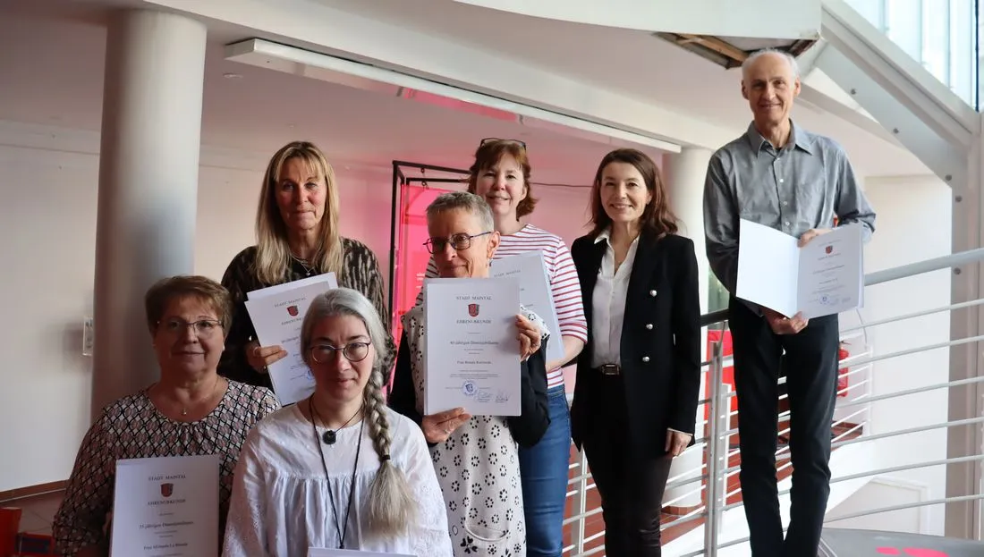 25 und 40 Jahre im Dienst der Stadt Maintal