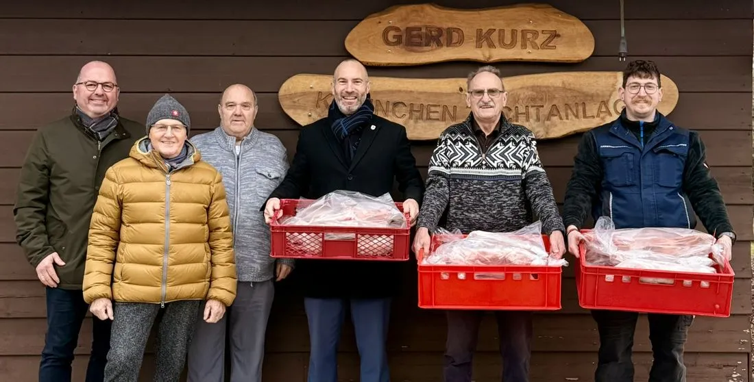 Weihnachtliche Solidarität: Ostheimer Kaninchenzüchter unterstützen bedürftige Familien