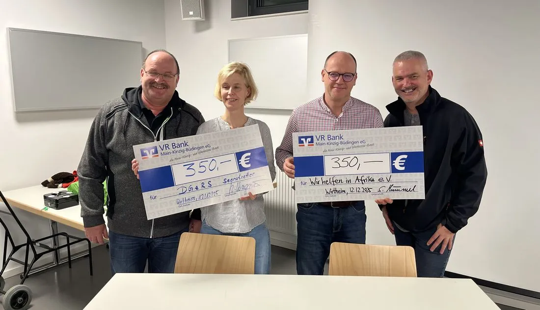 Musik verbindet: Spendenübergabe nach „Live in Concert“ in Wirtheim