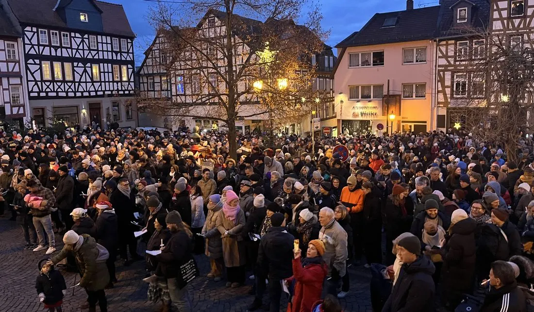Heilig Abend 2025 in Gelnhausen: Open-Air-Gottesdienst auf dem Untermarkt