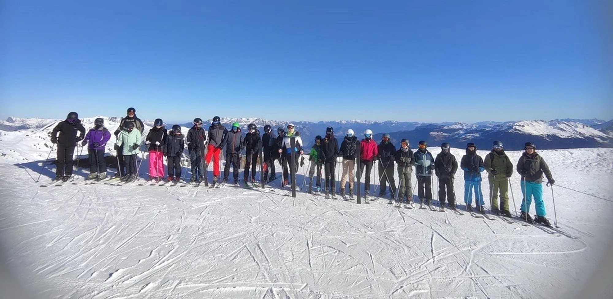 Skifreizeit im Zillertal begeistert Schülerinnen und Schüler