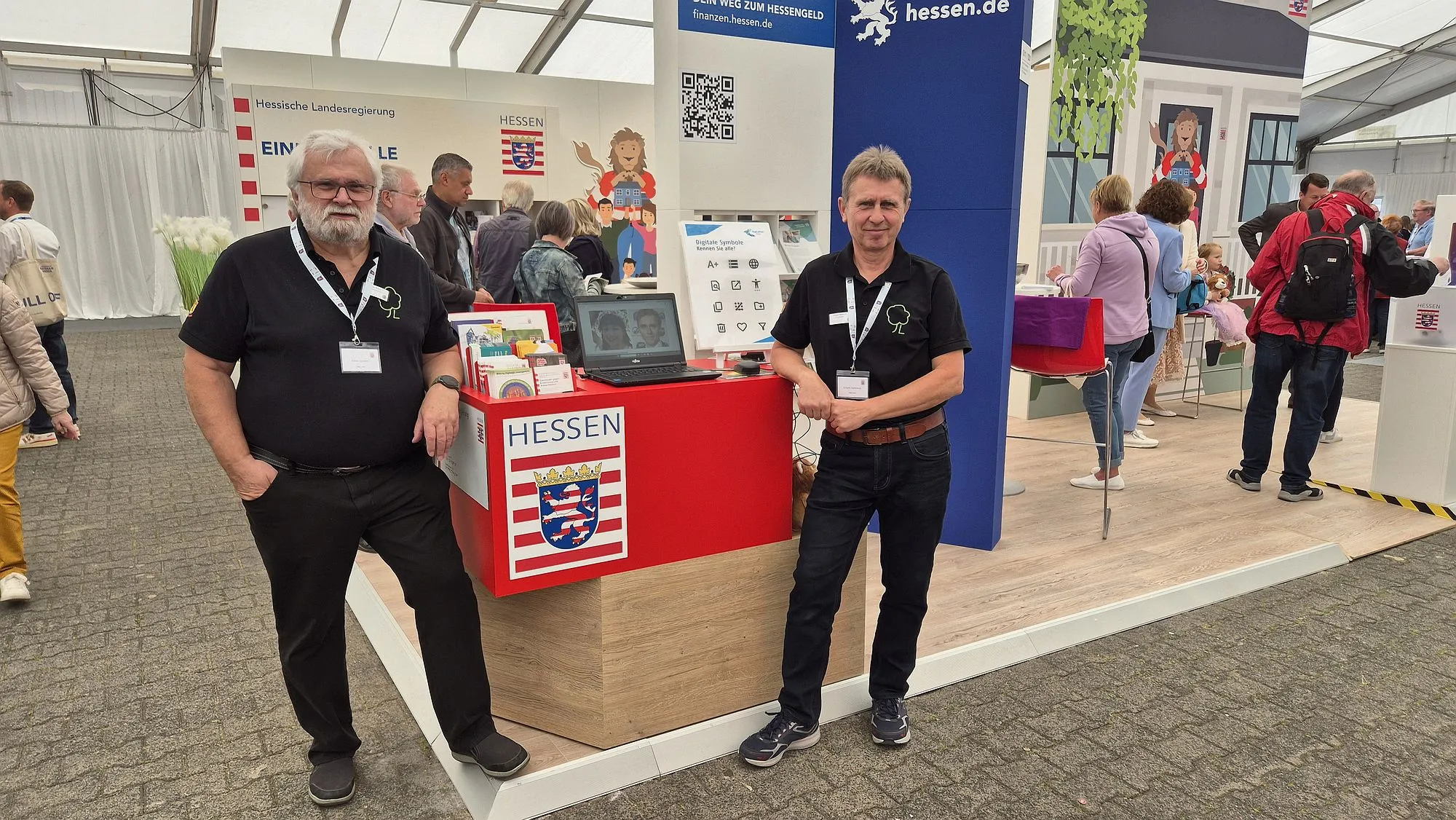 Digitalbegleiter bringen Licht ins Digitale - auch auf der Wächtersbacher Messe