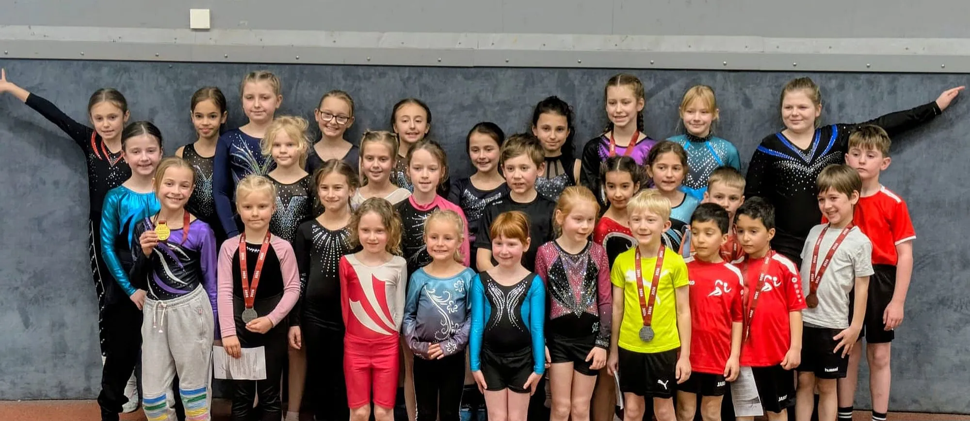 Turnverein Roßdorf beim 37. Hallenkinderturnfest