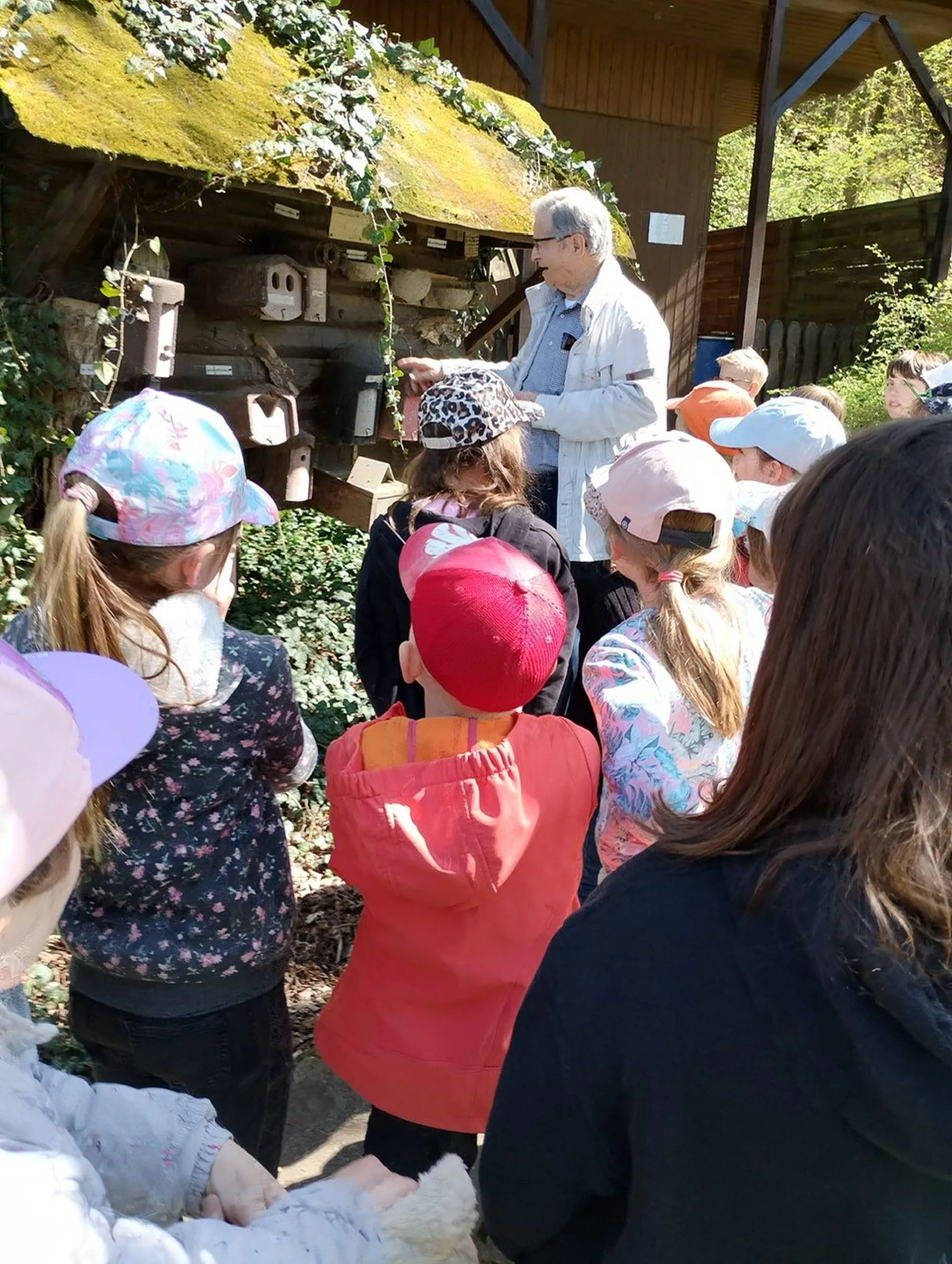 Ferienprogramm: Naturtag für Kinder bei bestem Frühlingswetter