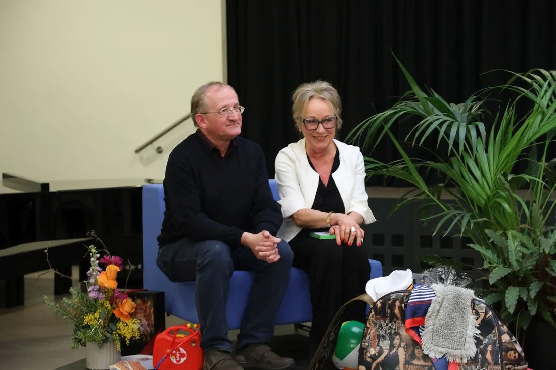 Otto-Hahn-Schule Hanau: Marion Pfannmüller und Thomas Deutsch verabschiedet