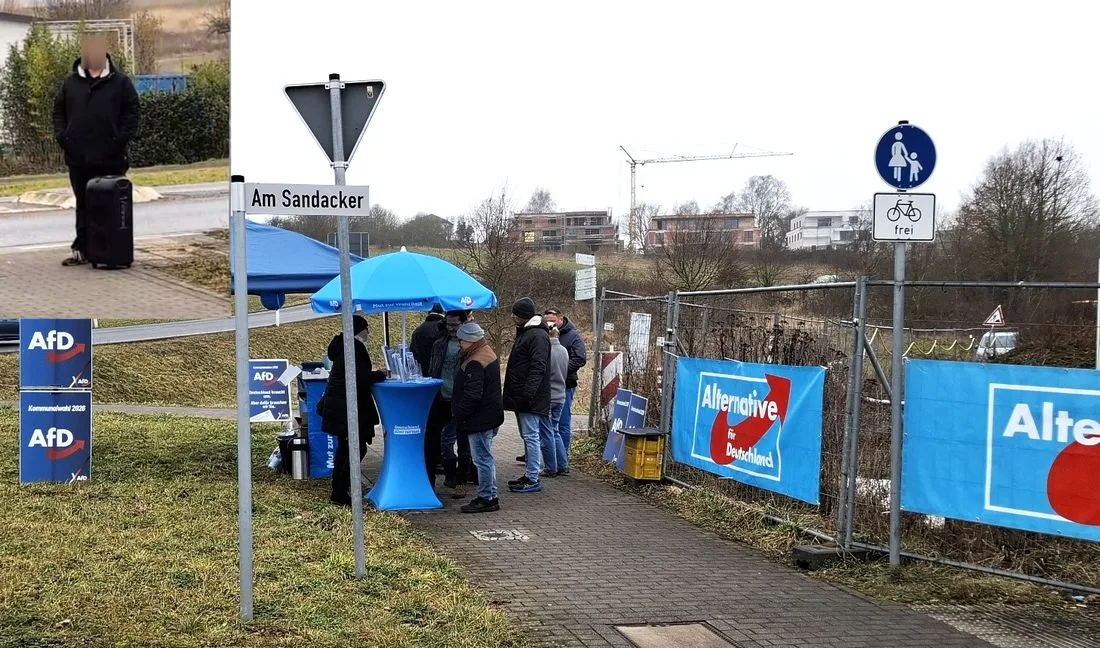 AfD: SPD-Kandidat stört Infostand in Linsengericht