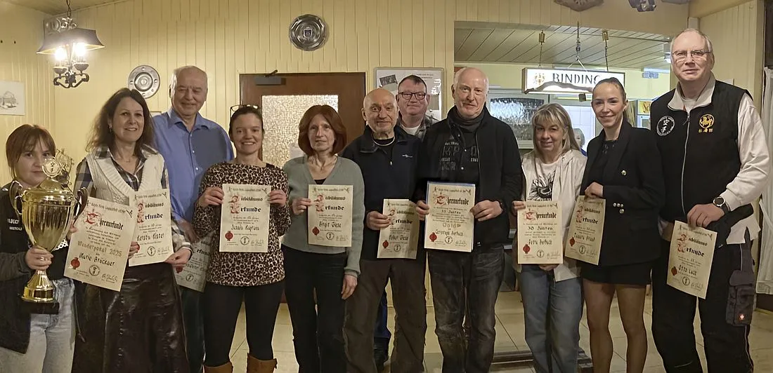 Karate Verein Langenselbold: Ehrungen und erfolgreiche Bilanz