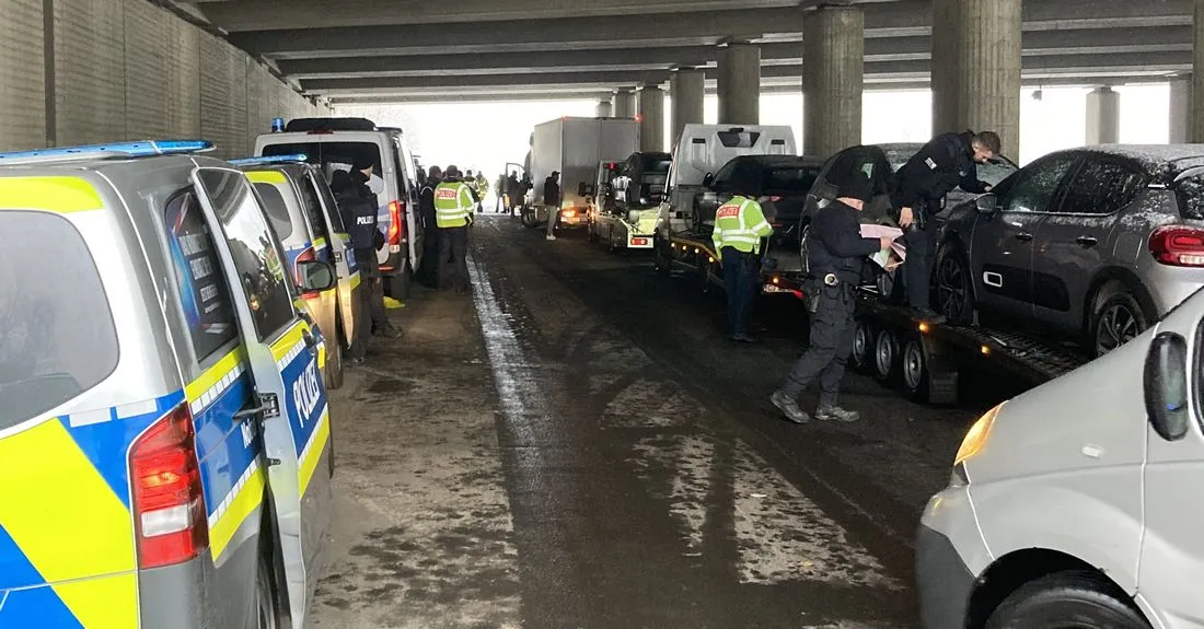 Autobahndreieck Seligenstadt: Großkontrolle mit Fokus "Kleintransporter"