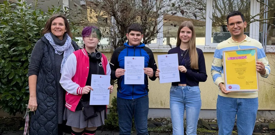 Klasse H9 gewinnt 1. Platz bei bundesweitem Schülerwettbewerb