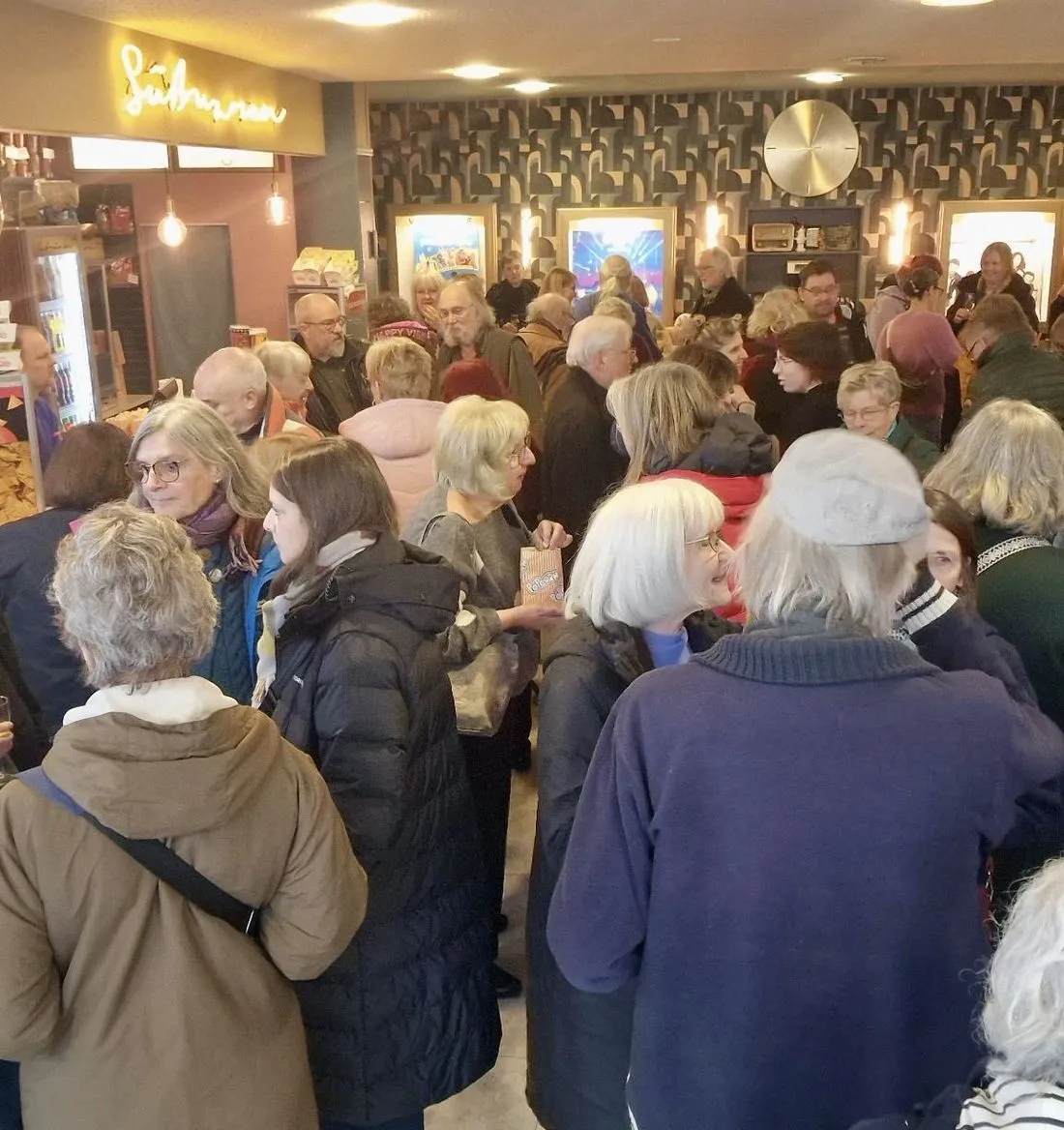 gewneujahrkino az