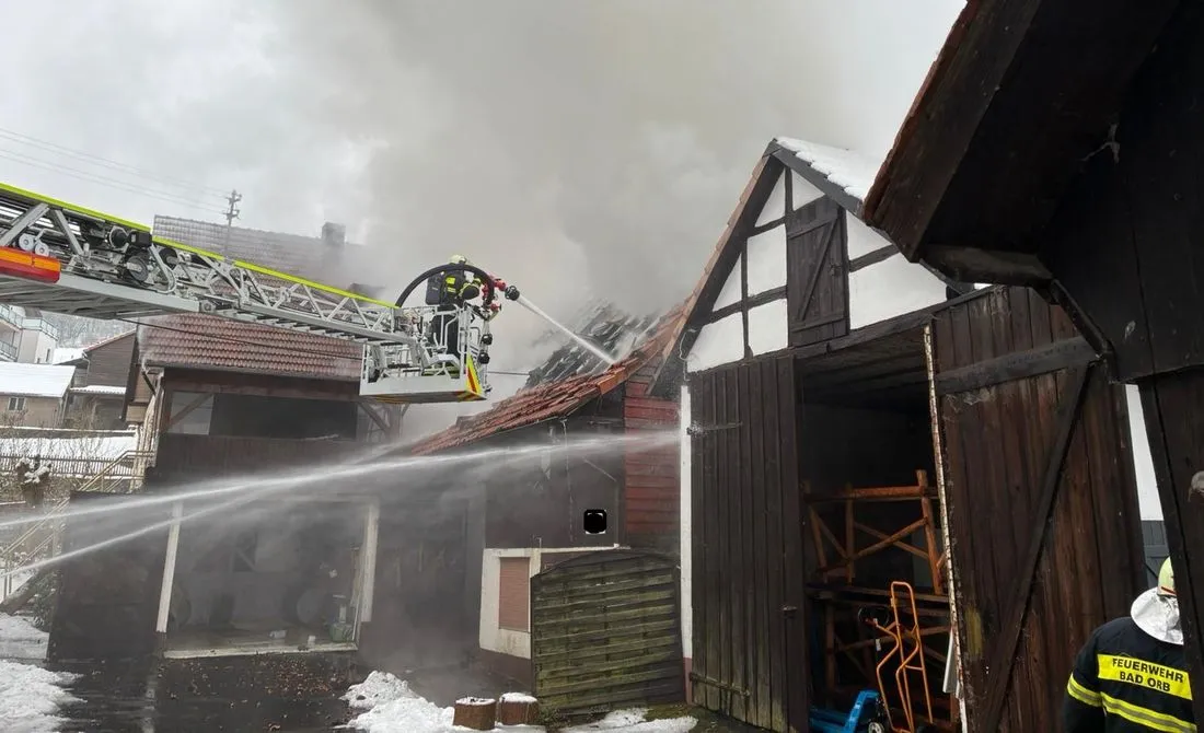 Flörsbachtal: Scheunenbrand im Ortsteil Lohrhaupten