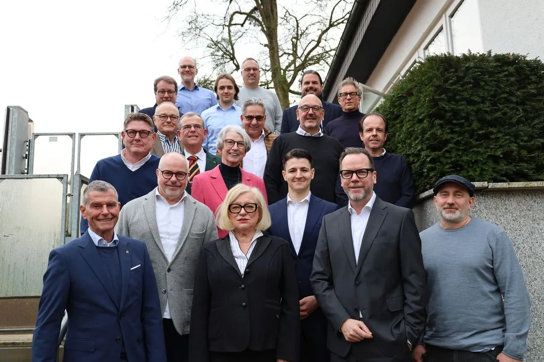 100 Prozent für Henrik Statz und Hanauer FDP-Vorstandsteam