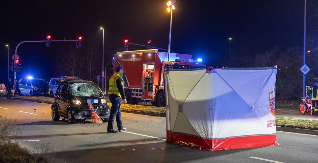 Dietzenbach: 25-jähriger Fußgänger nach Unfall verstorben