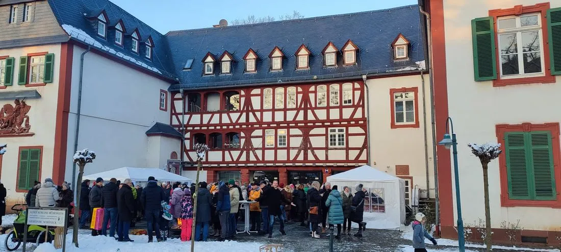 Winterzauber am Alten Schloss in Büdesheim