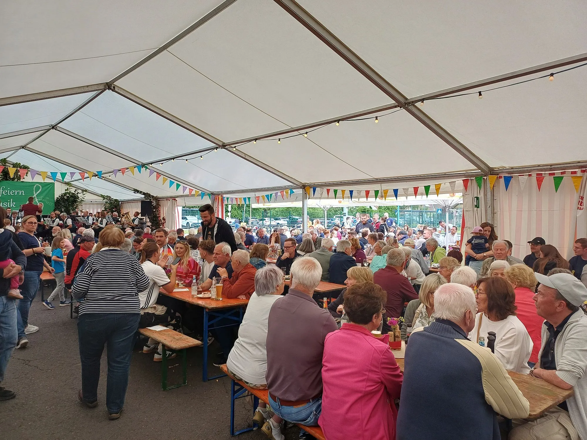 ortswechselbrunnenfest az2