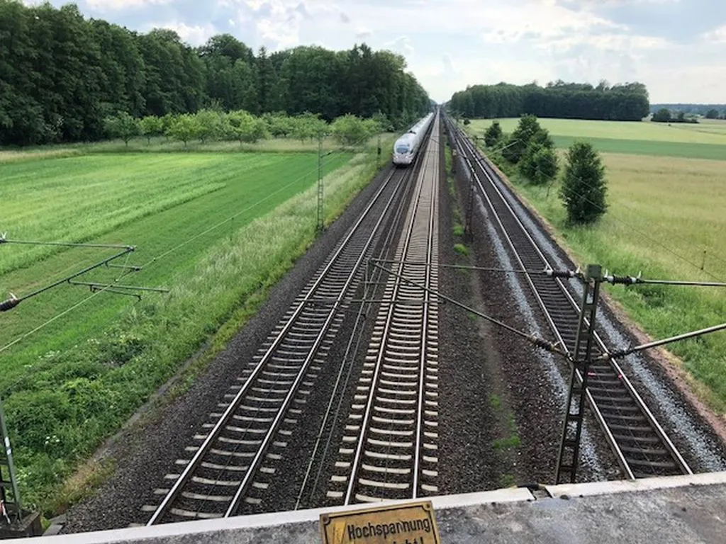 Schlag ins Gesicht im ICE zwischen Frankfurt und Fulda