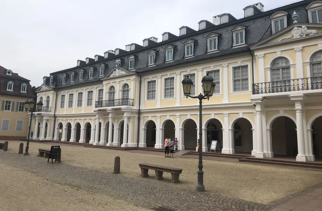 Sonderführungen zum Muttertag im Staatspark Hanau-Wilhelmsbad