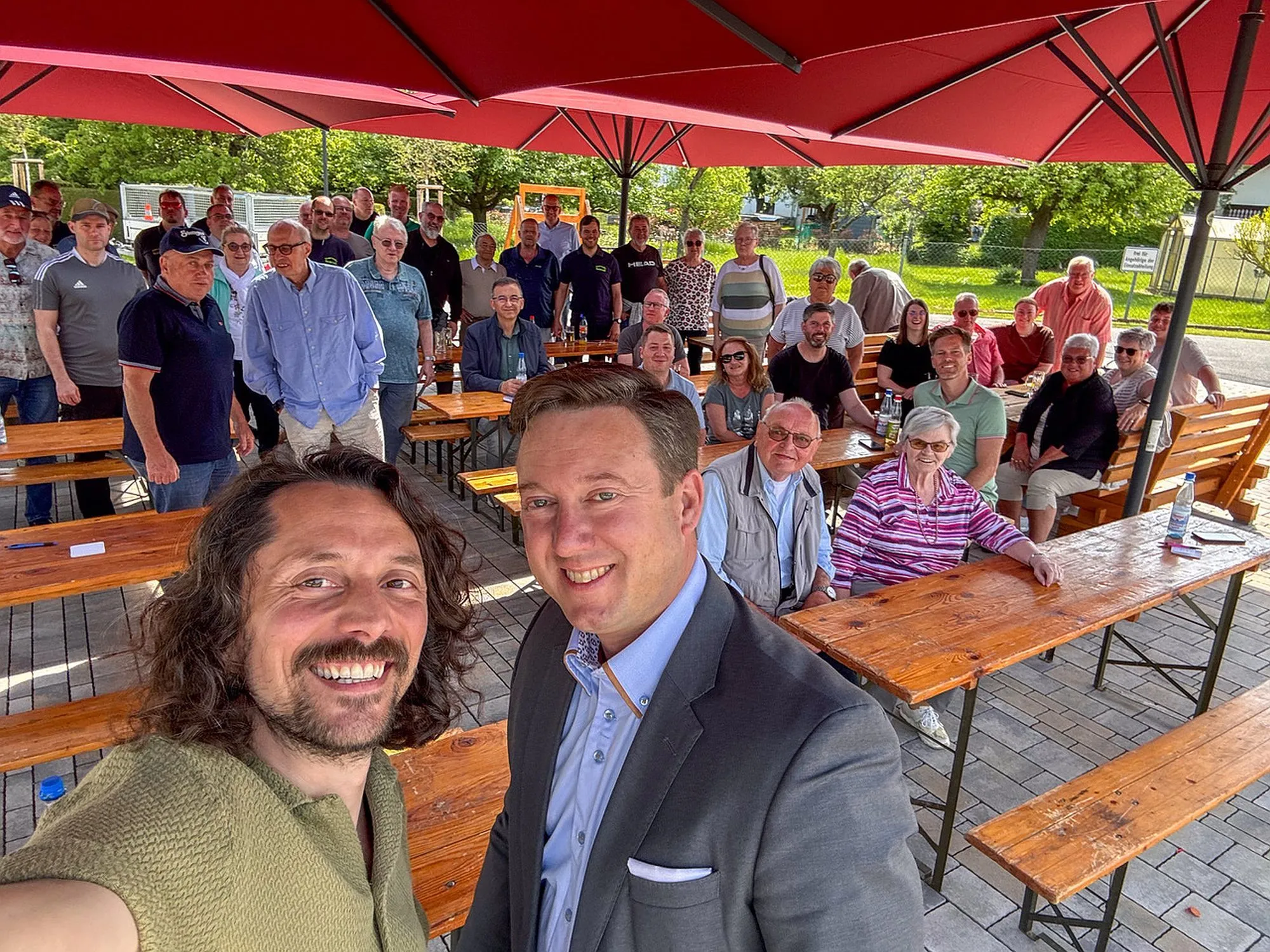 Bürgertalk in Hutten beim Schwimmbadfest