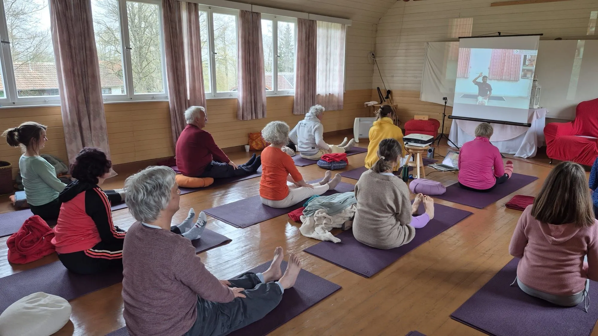 yogatagwuwestw az
