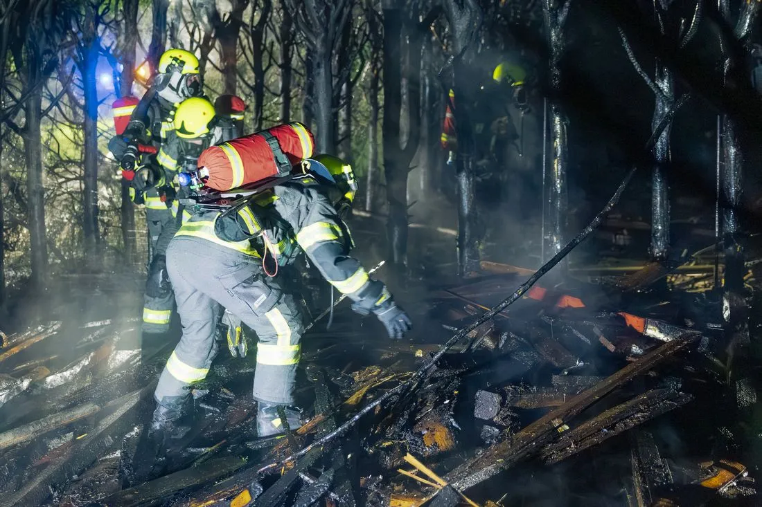 Hessen: Grillfeuer von Jugendlichen in Langen gerät außer Kontrolle