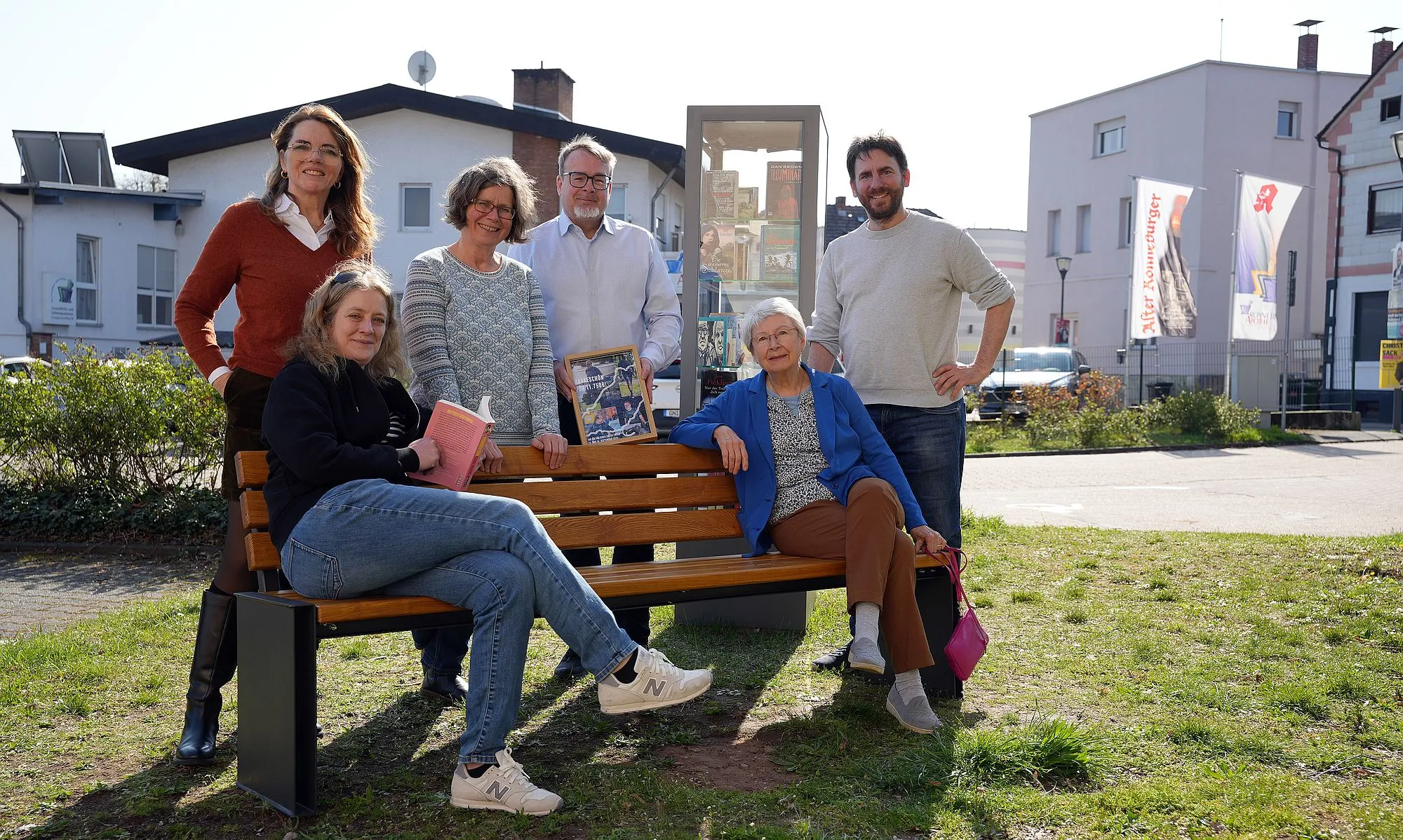 Neuer Leseplatz im Herzen von Langenselbold eröffnet