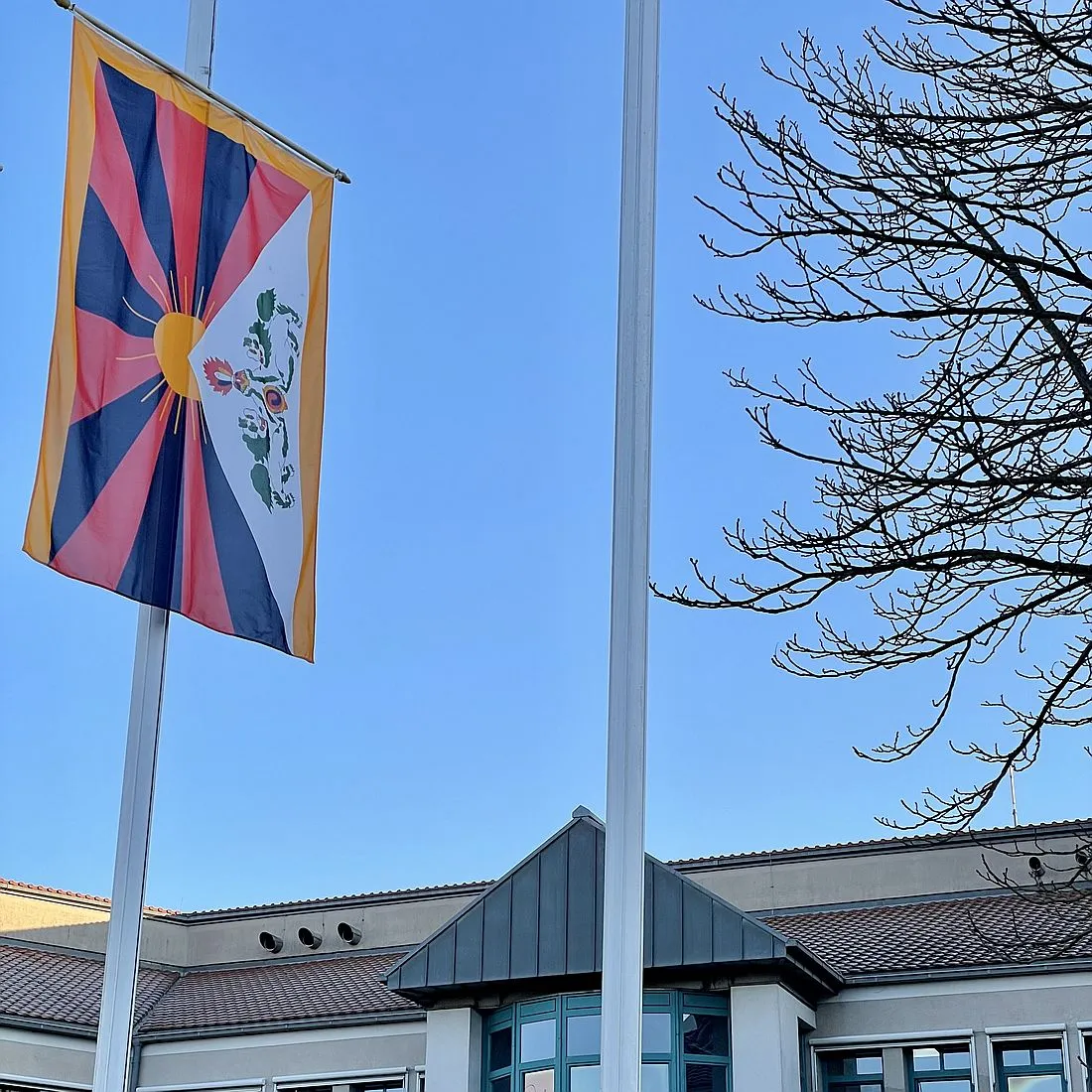 Nidderau zeigt Flagge für Tibet: 30 Jahre Solidarität