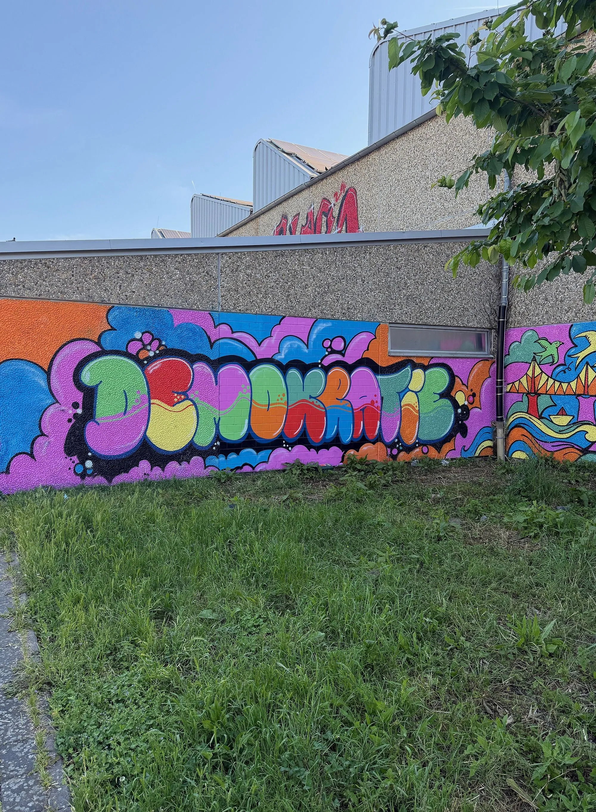 graffidekomain az1