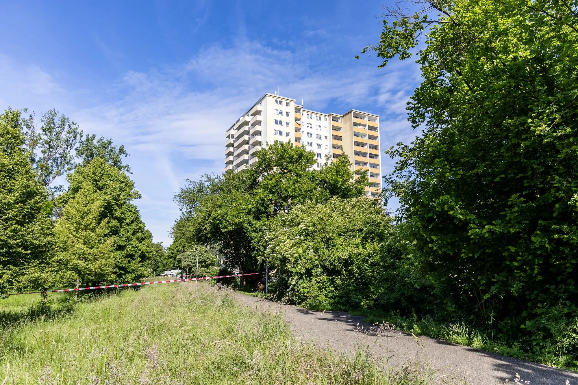 xzweitberihu az7