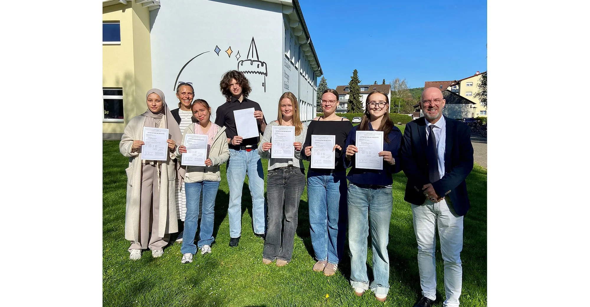 Elisabeth-Strupp-Schule: Erfolgreiche DELF-Prüfungen
