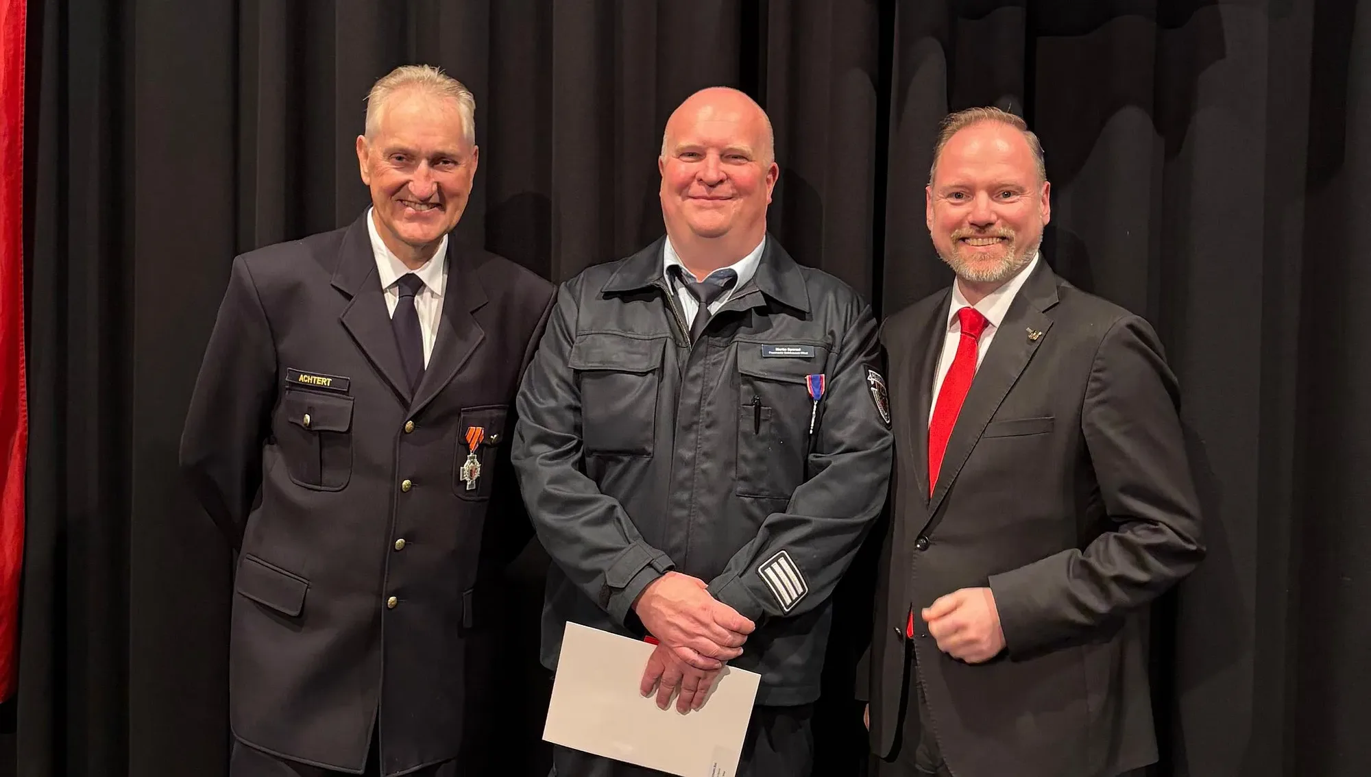 Feuerwehr Gelnhausen: Hohe Auszeichnung für Volker Achtert und Martin Sperzel