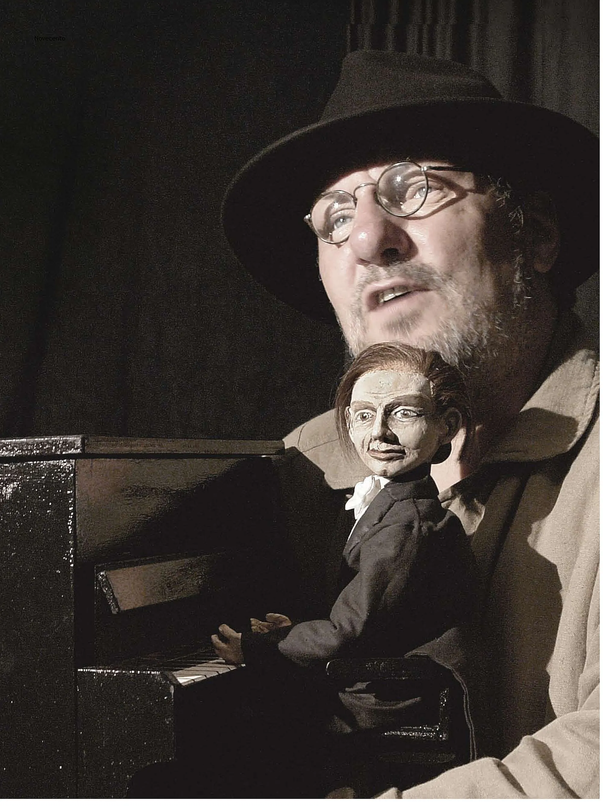 Poetisches Figurentheater: „Novecento – Die Legende vom Ozeanpianisten“