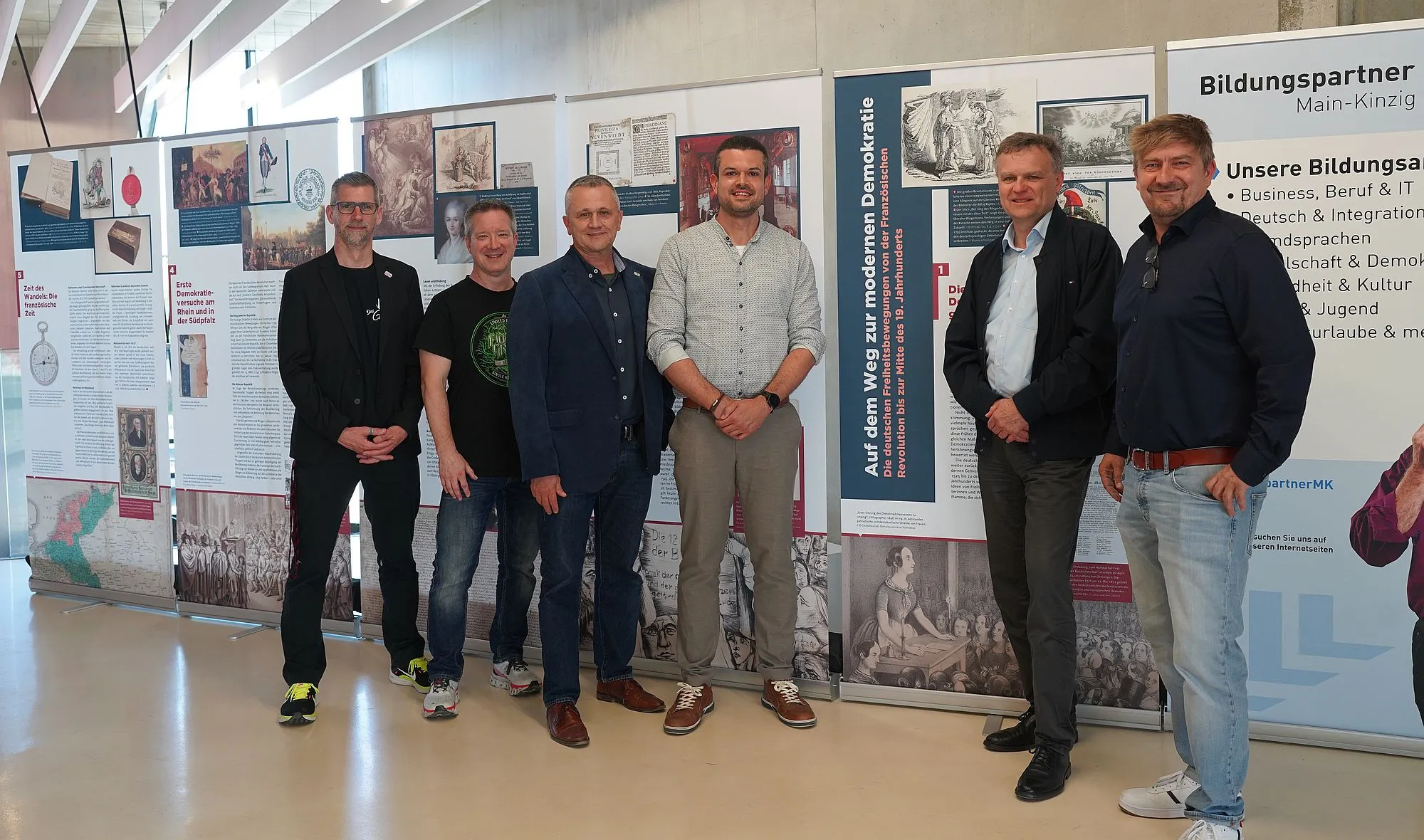 Wanderausstellung „Auf dem Weg zur modernen Demokratie“