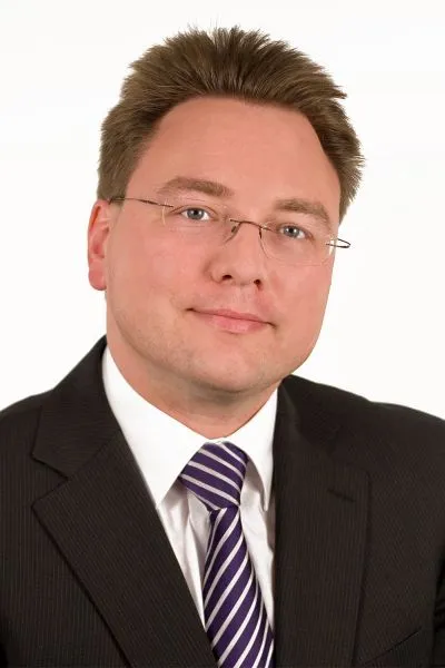 Vorsprung Online Vorstand Sparkasse Hanau Vertragsverlangerung Und Berufung