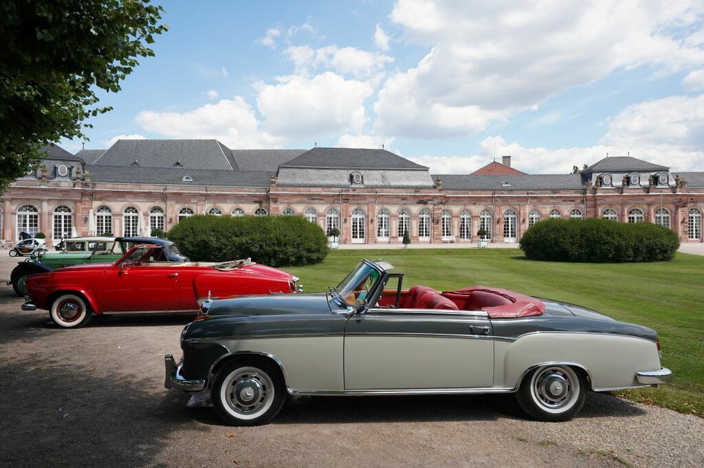 schwetzingenoldtimer1.jpg
