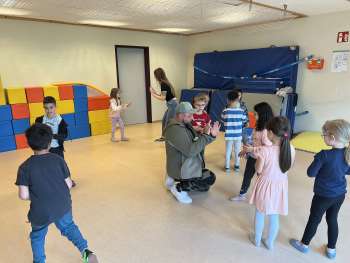 Schulclub-Kinder der KiTa Friedensstraße in Aktion. Foto: Stadt Erlensee